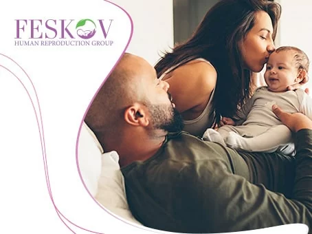 Чье имя указывается в свидетельстве о рождении ребенка при суррогатном материнстве? изображение